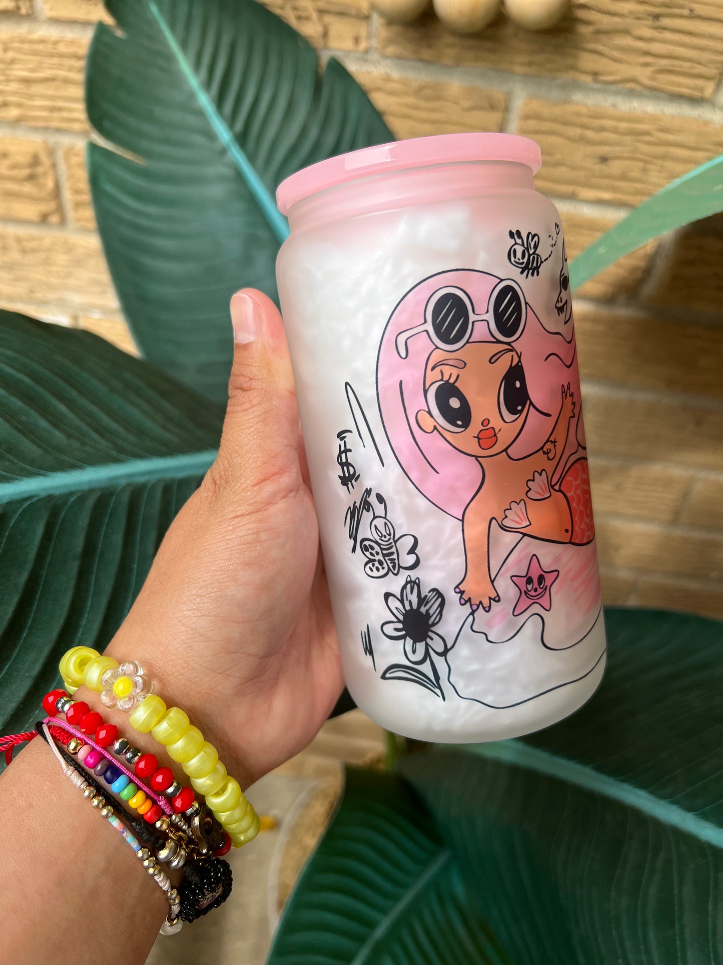Karol singer Glass Can