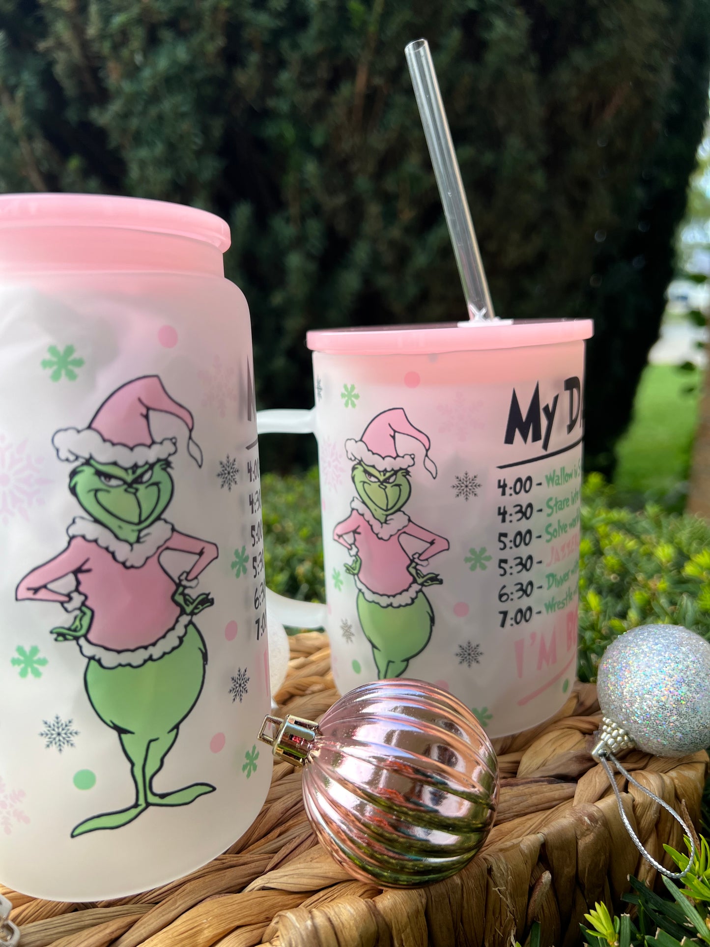 Pink Grinch Glass Can/mug
