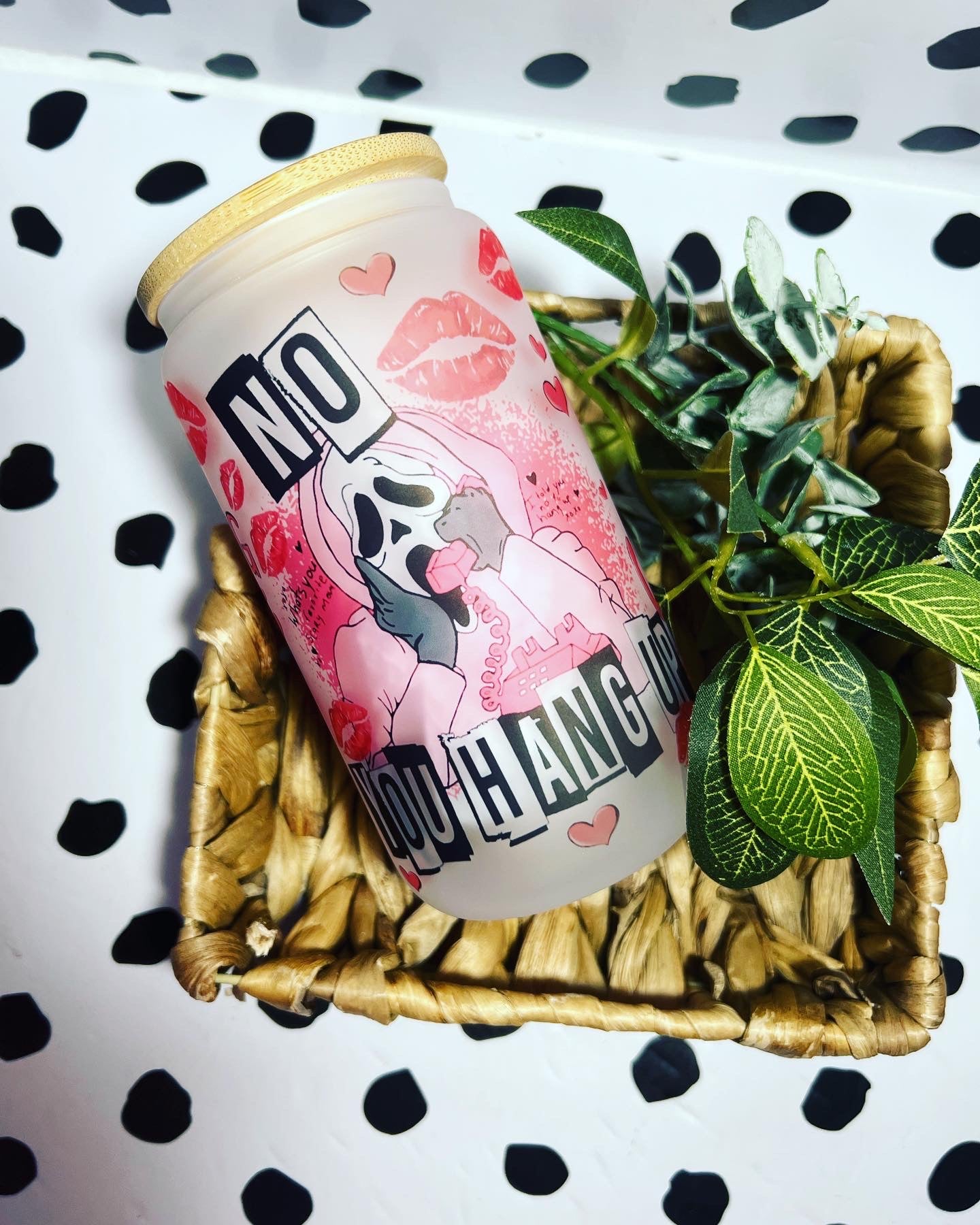 No u hang up Frosted Can