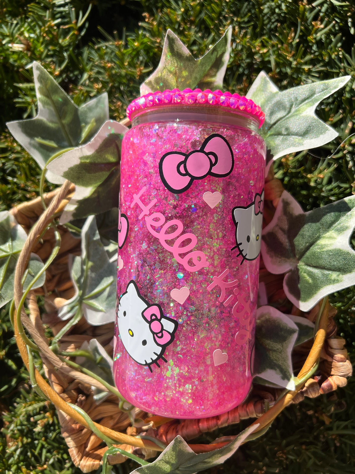 Kitty Snowglobe Glass Can