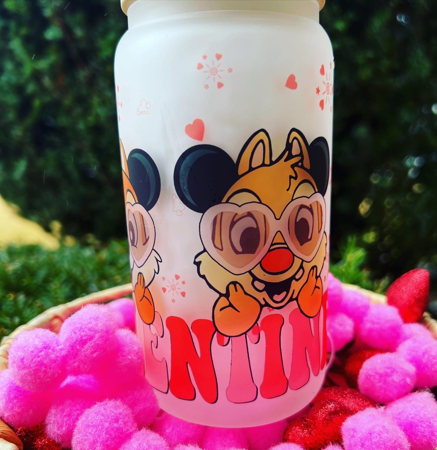 Chipmunks Frosted Glass can