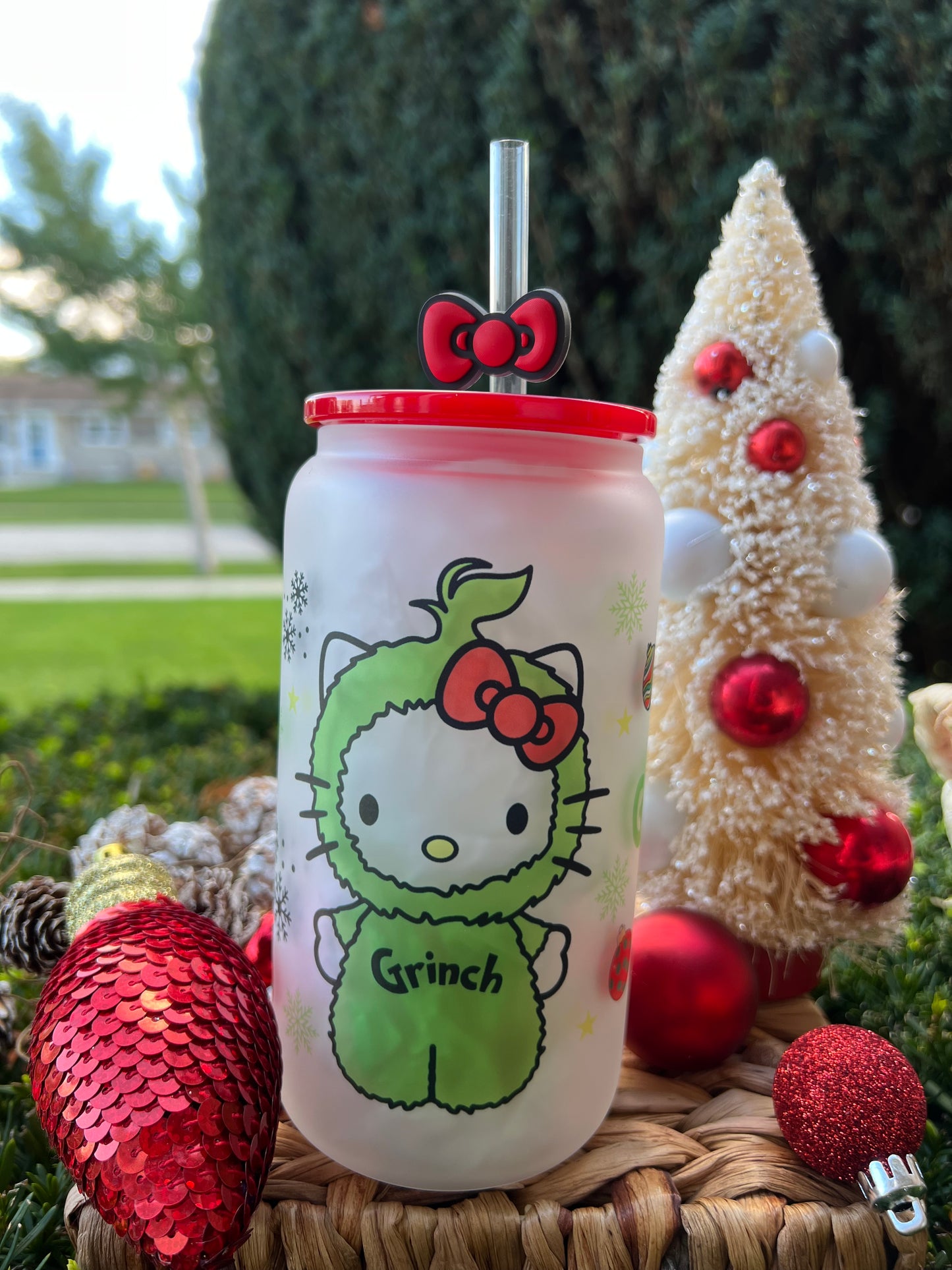 Kitty Griinch Frosted Can