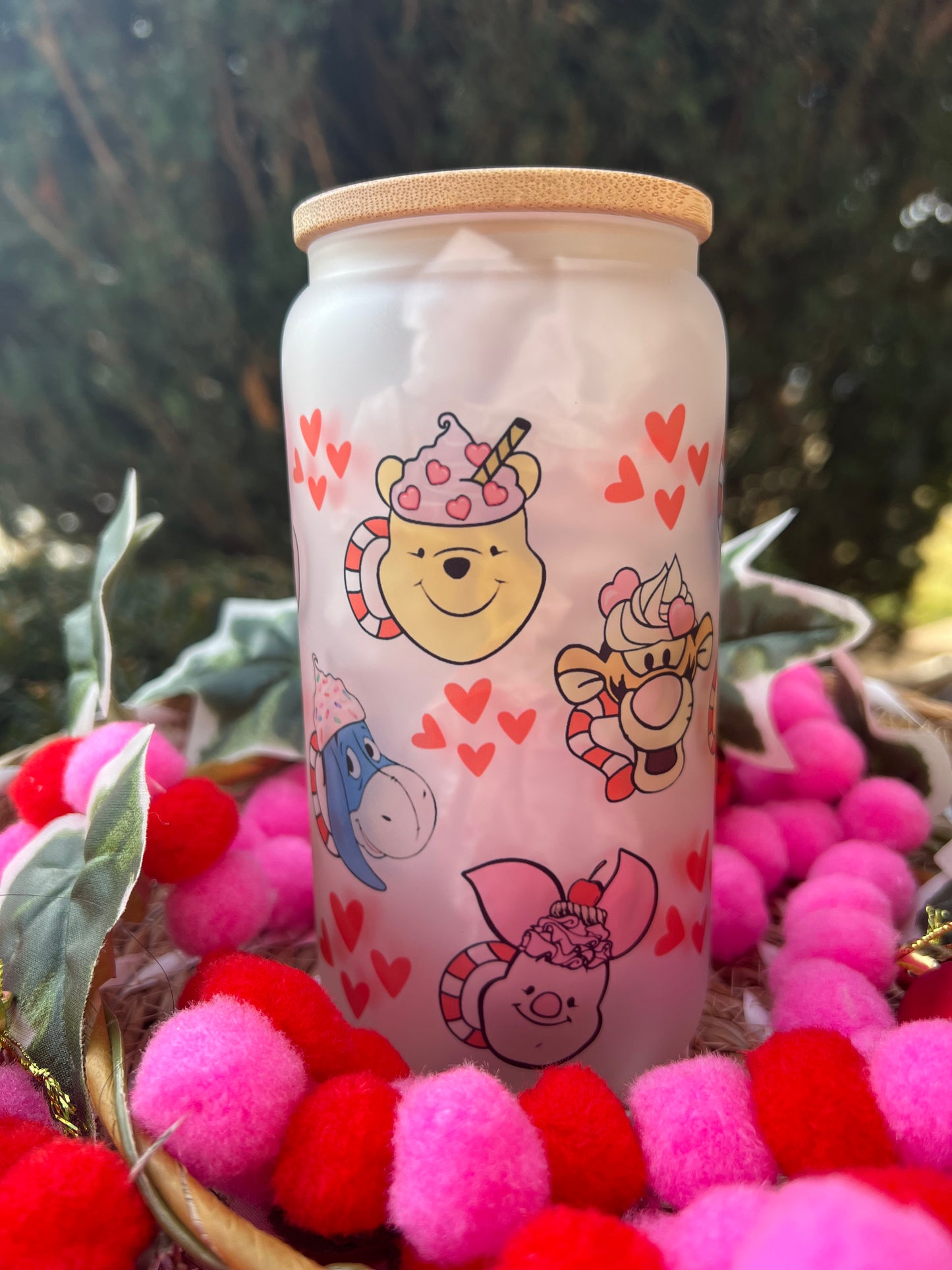 Pooh and Friends Frosted Can