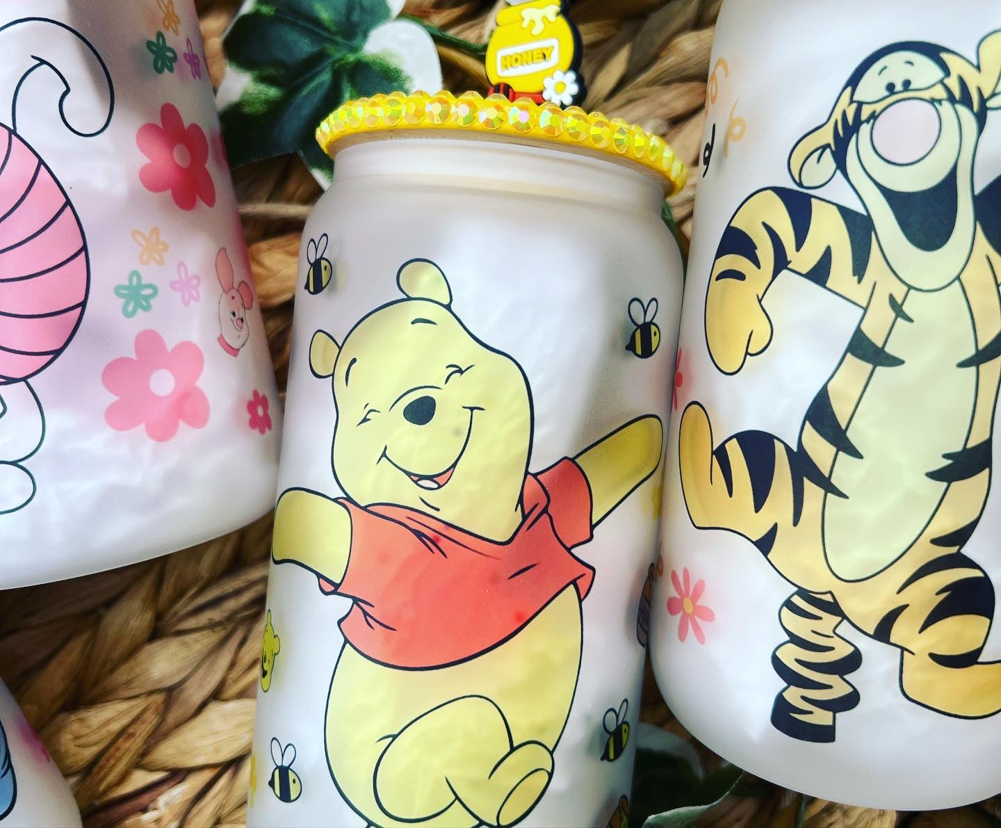 Pooh & Friends Glass Can