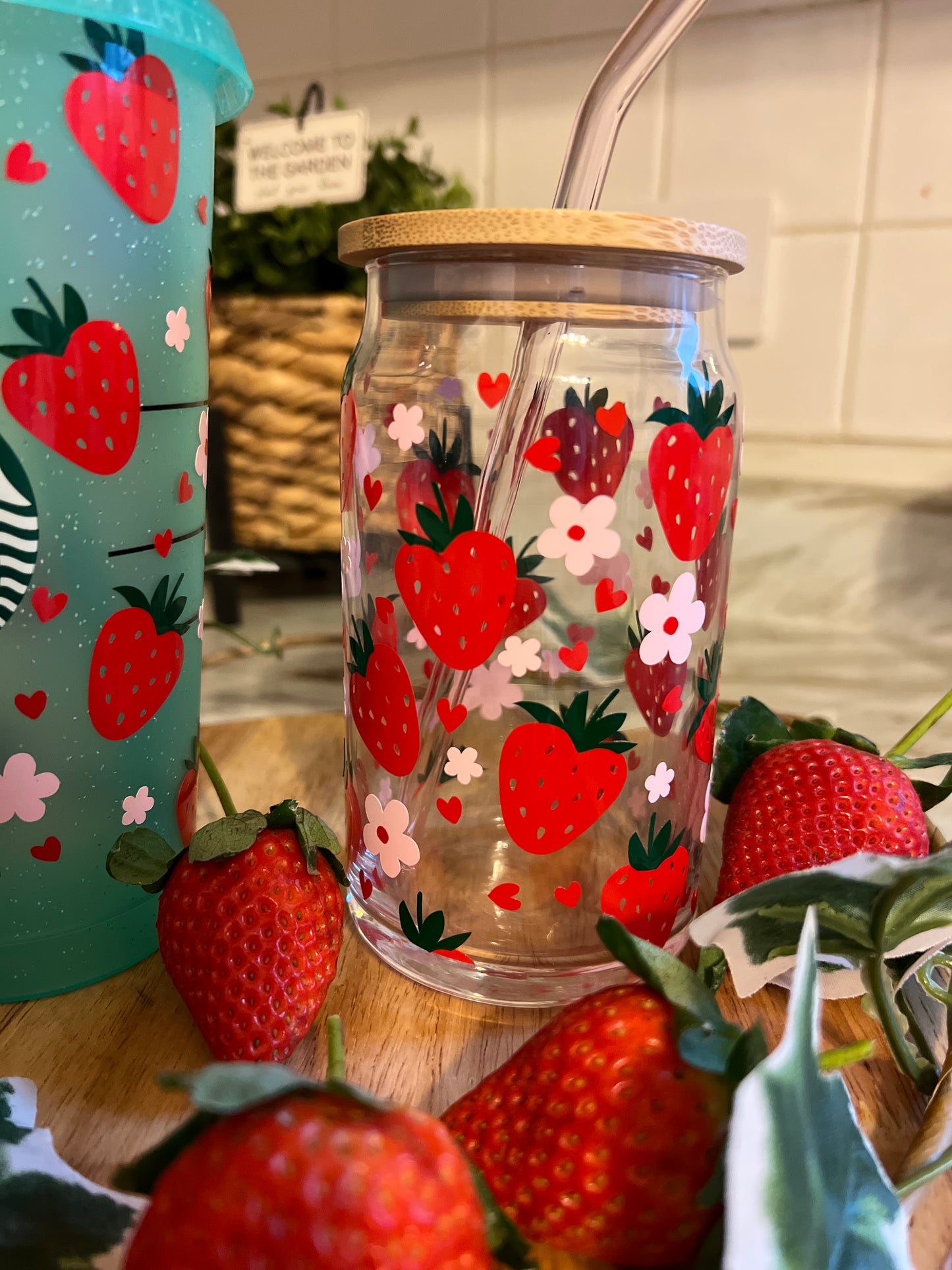 Strawberry Cute Glass Can