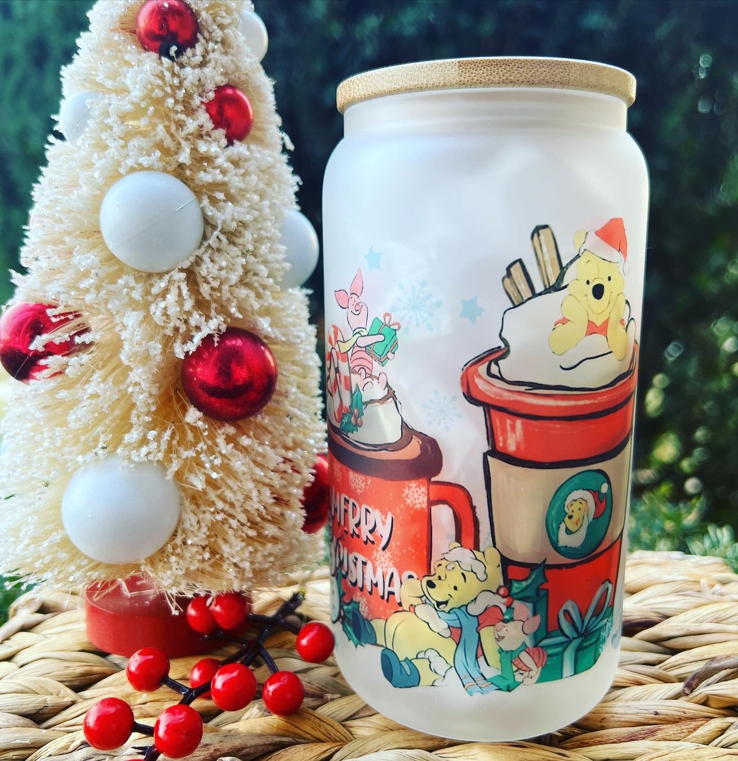 Pooh Christmas Latte Frosted Can